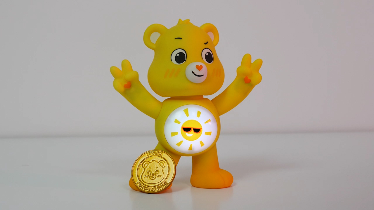 ZO22054_Care Bears Funshine Light Up Interactive Collectible Figure